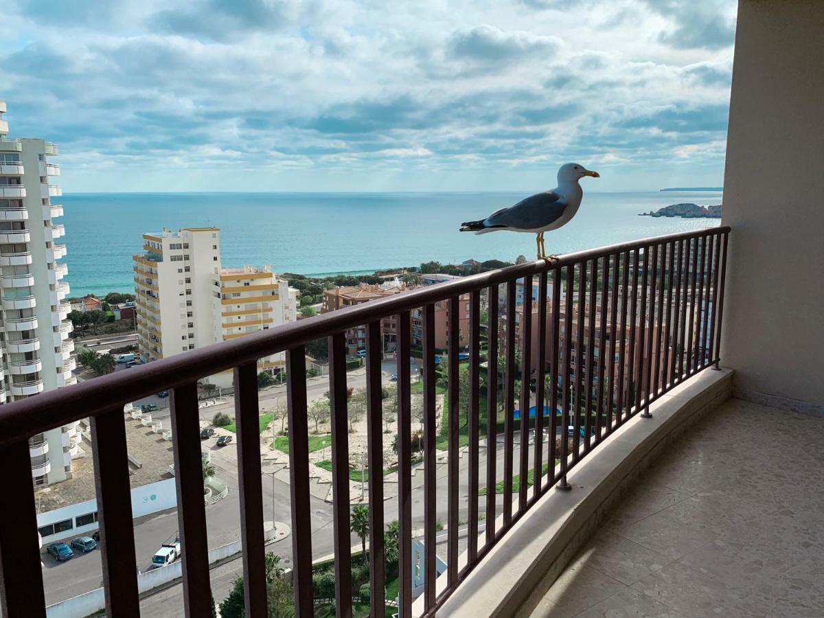 Panoramic Apartment In Portimao: Ocean View, Wifi Bagian luar foto