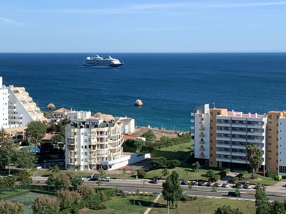 Panoramic Apartment In Portimao: Ocean View, Wifi Bagian luar foto
